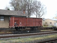 01.12..2017 Güterwagen auf Rollbockwagen im Bahnhof Zittau-Vorstadt