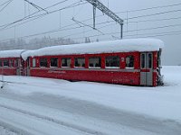 06.12.2020 RhB Personenwagen B 2314 im Bahnhof St. Moritz