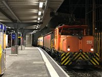 29.11.2018 RhB Ge 3/3 215 im Bahnhof Chur