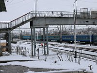 12.02.2018 Schnellzug mit Lokomotivenwechsel im Bahnhof Vasilyevka Tavrichesk